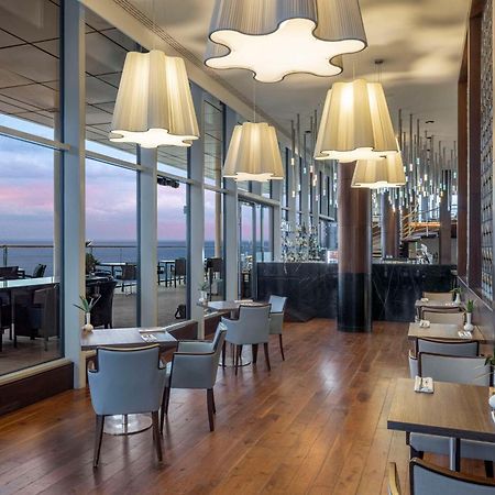 Hilton Batumi Hotel Exterior photo The Lounge at the 360° Restaurant